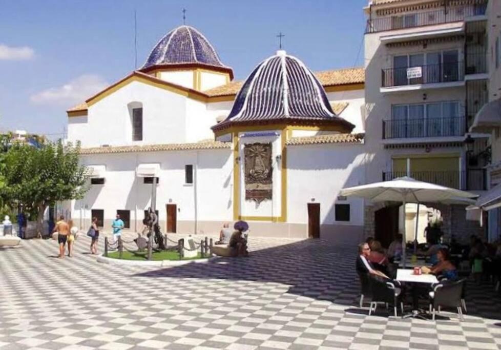 Апартаменты Apartamento Centrico Y En Primera Linea De Playa Бенидорм Экстерьер фото