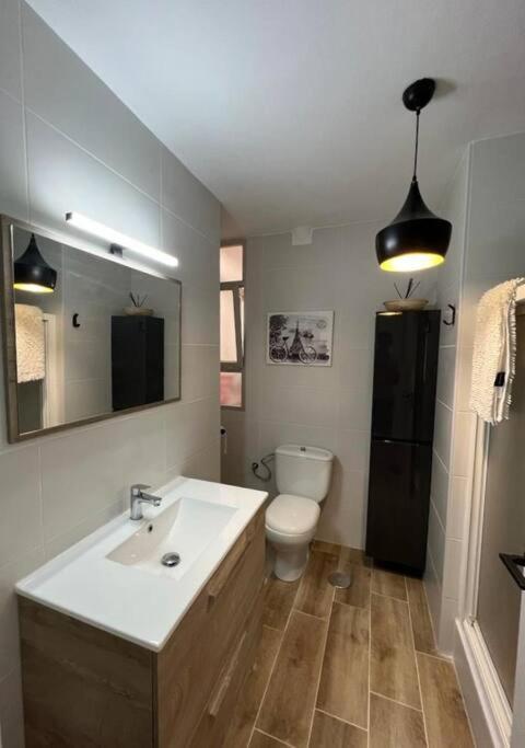 Апартаменты Apartamento Centrico Y En Primera Linea De Playa Бенидорм Экстерьер фото