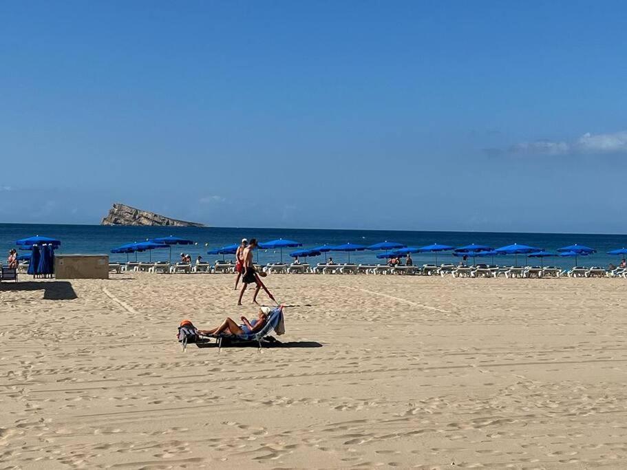 Апартаменты Apartamento Centrico Y En Primera Linea De Playa Бенидорм Экстерьер фото