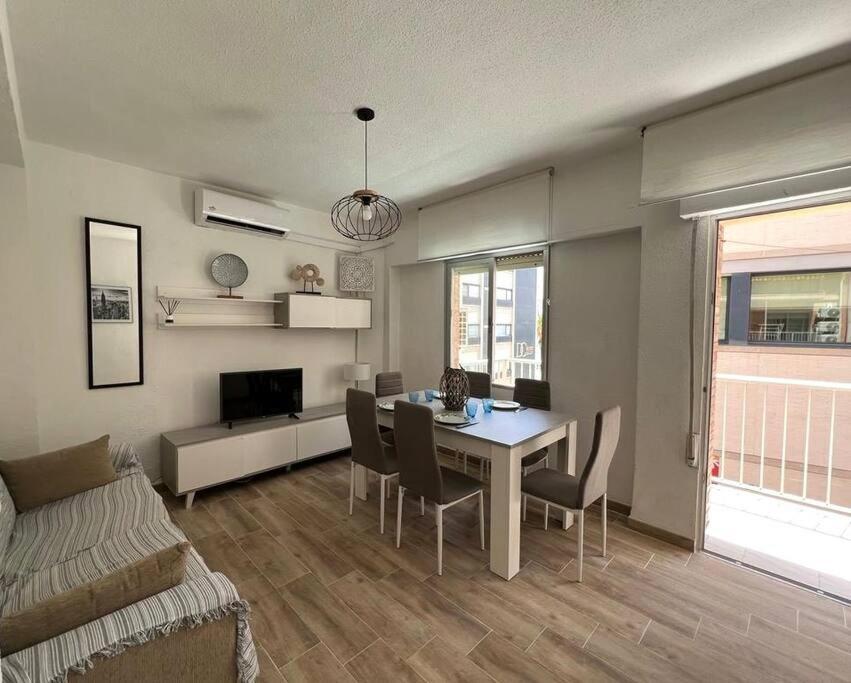 Апартаменты Apartamento Centrico Y En Primera Linea De Playa Бенидорм Экстерьер фото